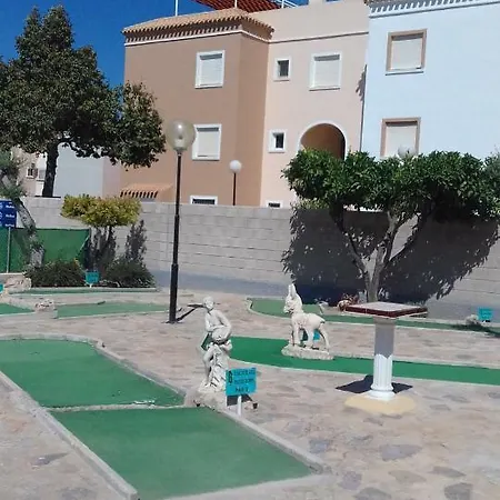 Naranja Con Piscina Urb El Paraiso Torrevieja