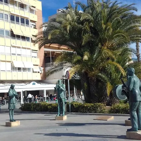 Naranja Con Piscina Urb El Paraiso Torrevieja